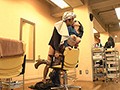 サロン・ド・痴女 耳元でささやき爆乳おしつけ勃起を誘う性感美容室 中山ふみか